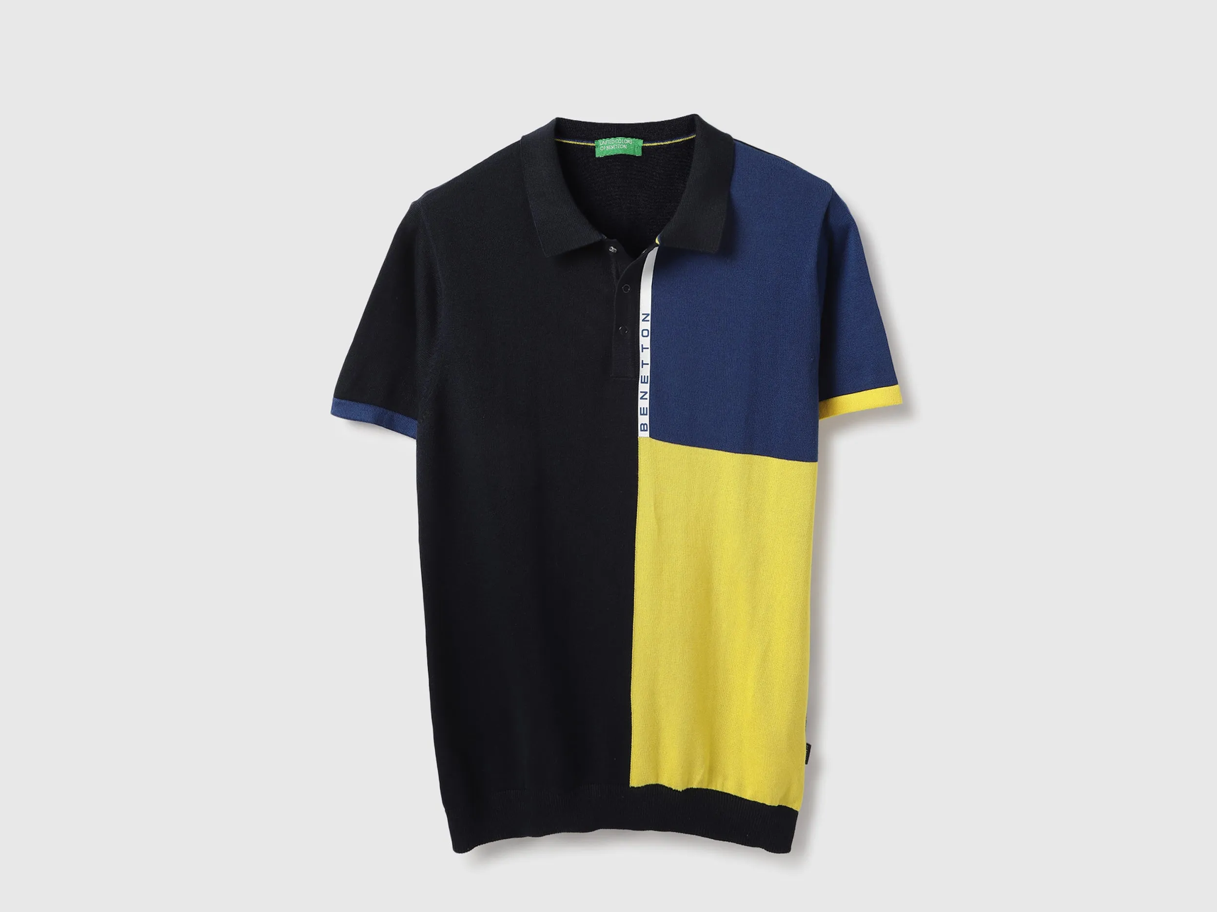 Regular Fit Polo Neck Colorblock Tshirt