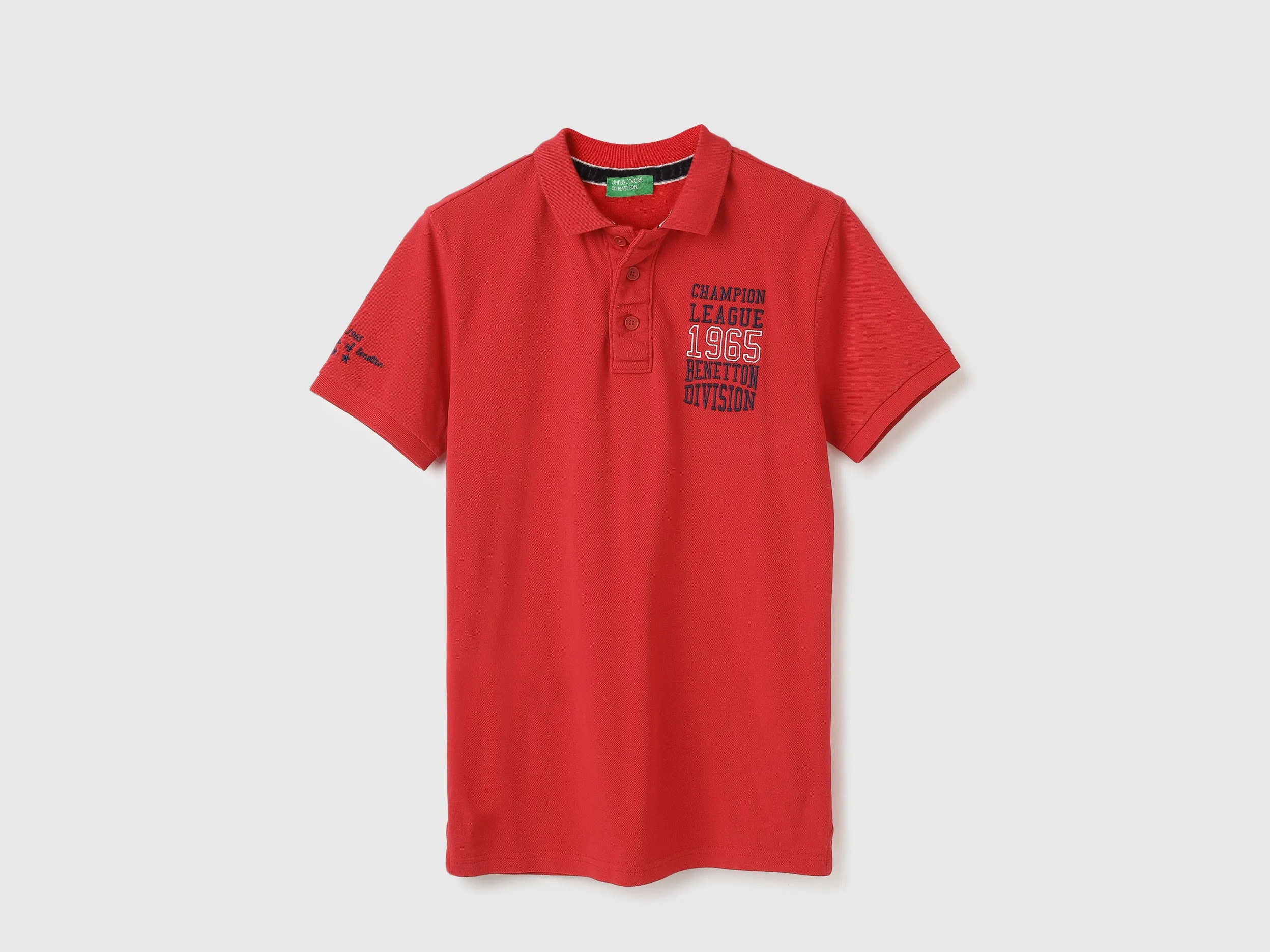 Regular Fit Polo Neck Solid Tshirt