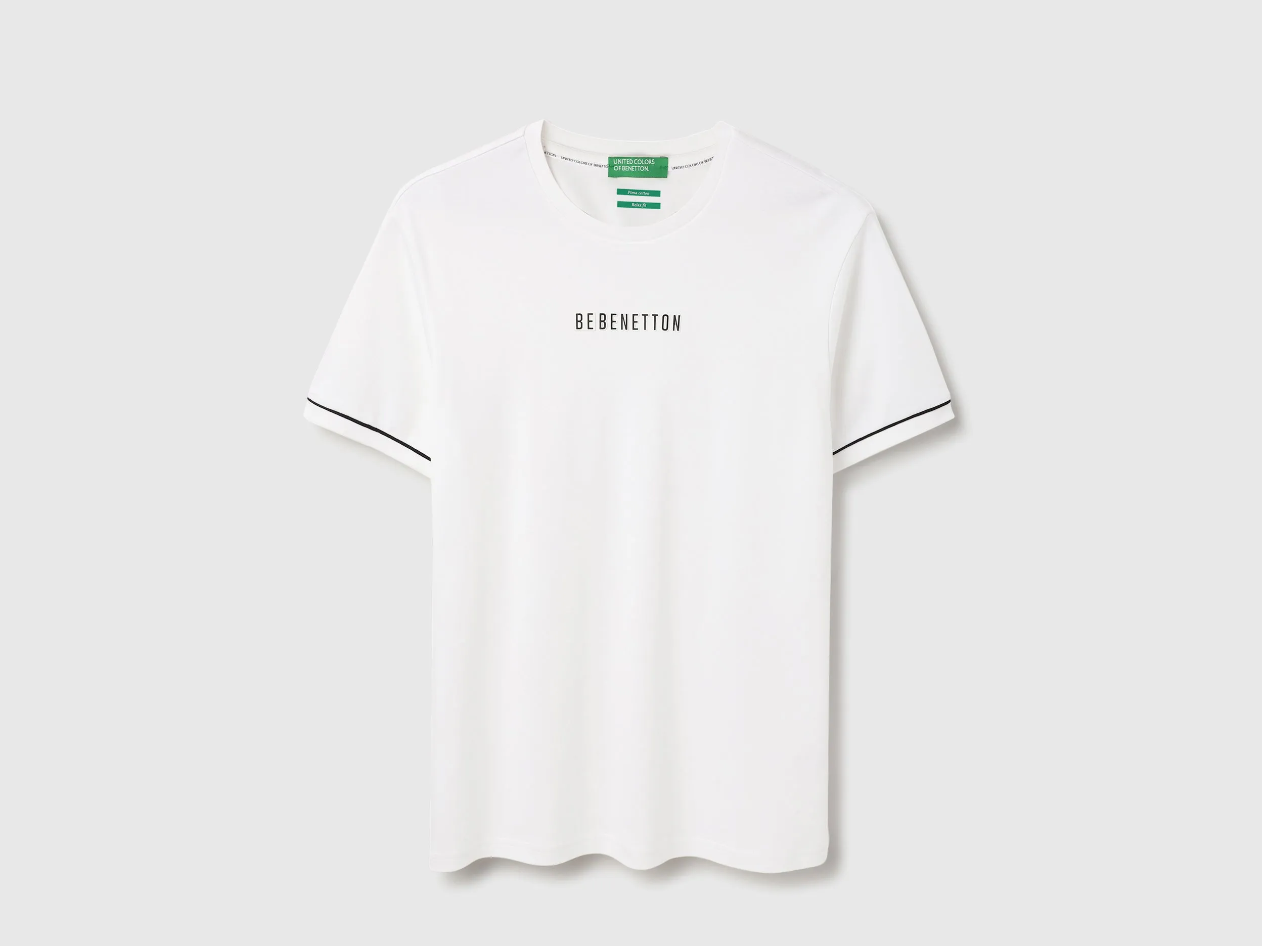 Relaxed Fit Round Neck Solid Tshirt