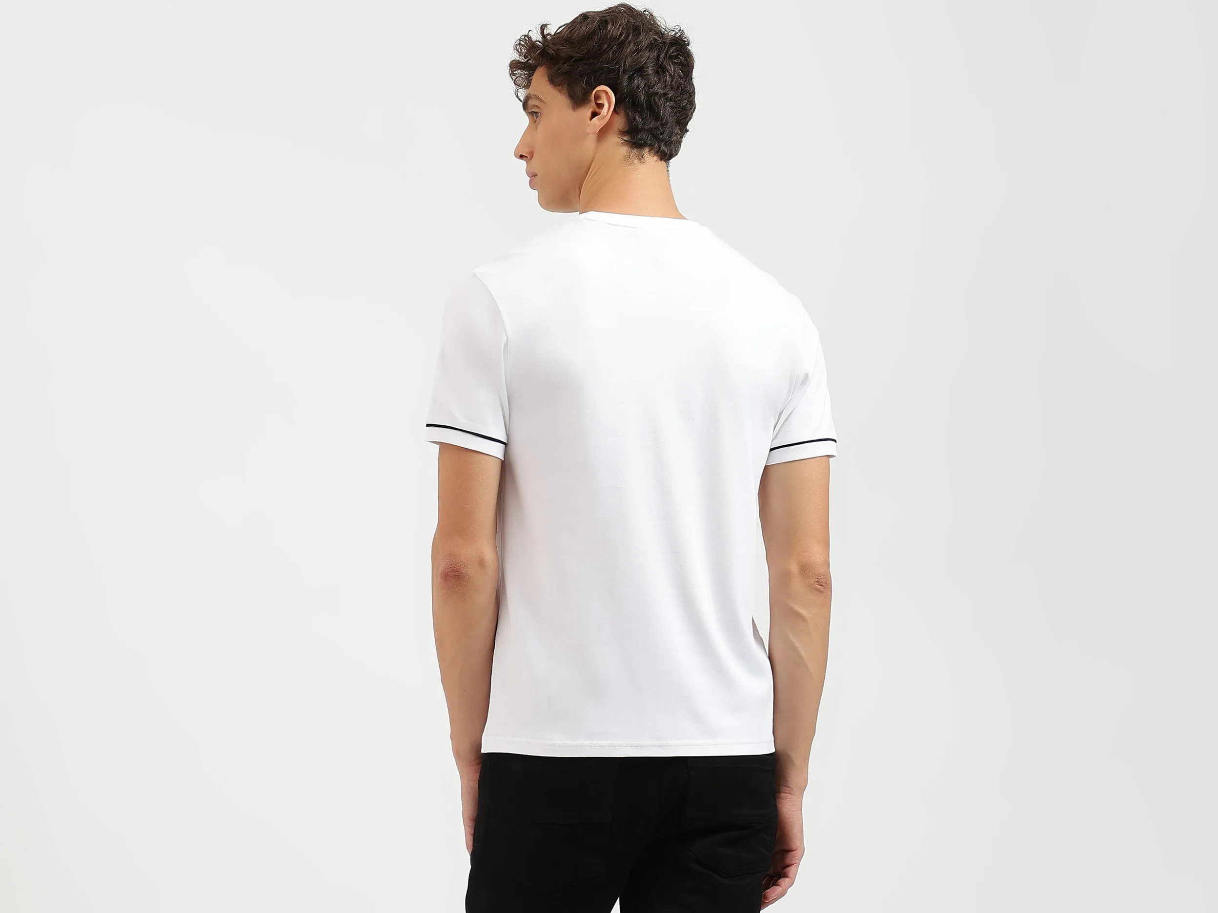 Relaxed Fit Round Neck Solid Tshirt