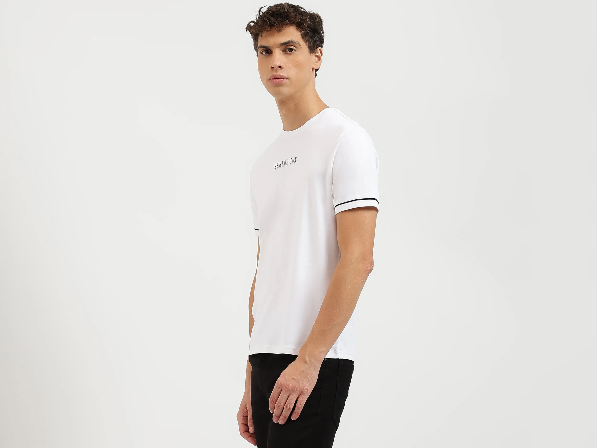 Relaxed Fit Round Neck Solid Tshirt