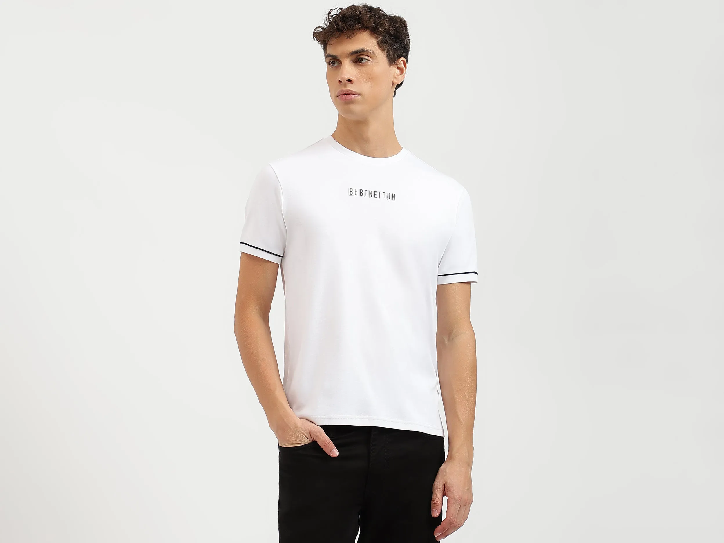 Relaxed Fit Round Neck Solid Tshirt