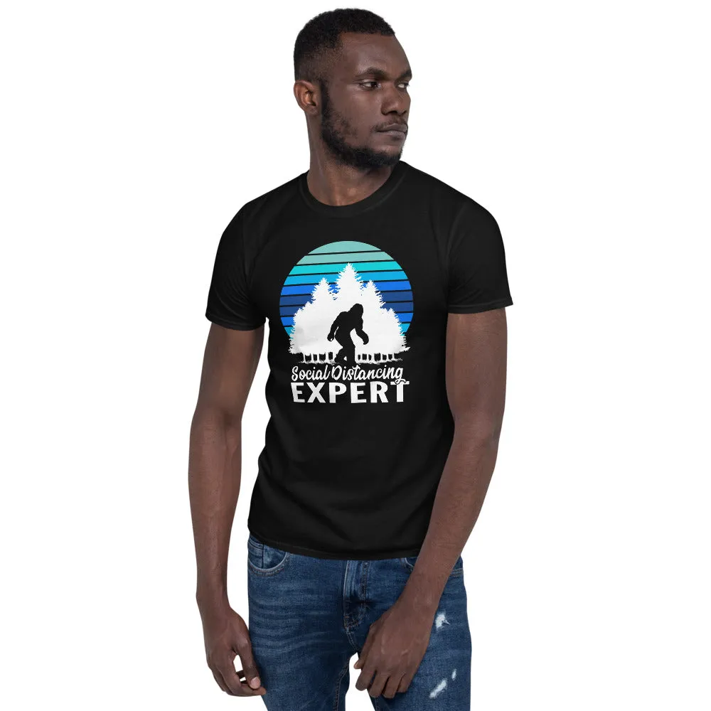 Sasquatch: Social Distancing Expert Men's T-Shirt