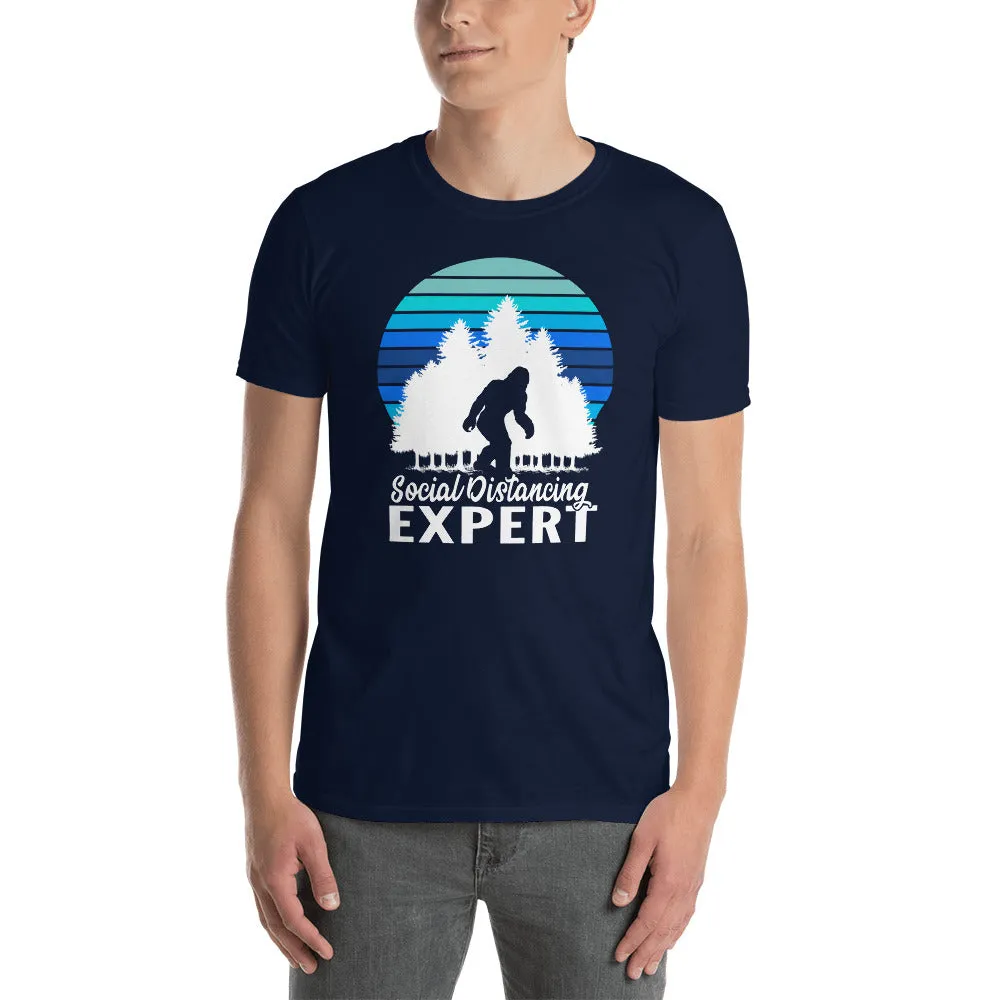 Sasquatch: Social Distancing Expert Men's T-Shirt